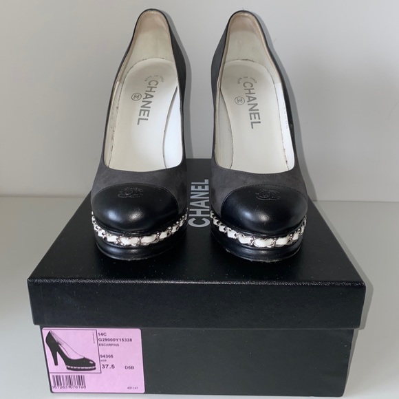 CHANEL Classic Pumps - Authentic - Picture 7 of 8
